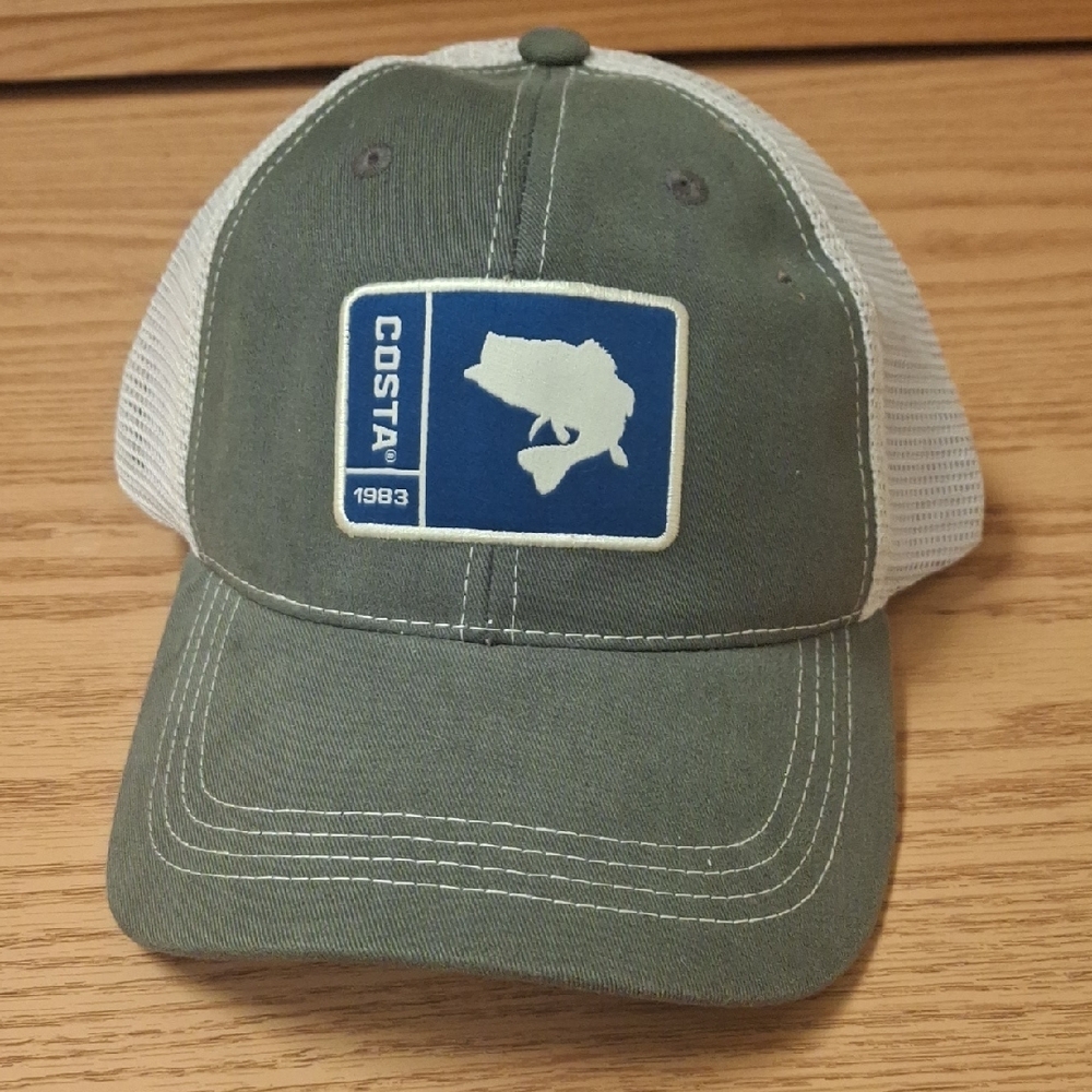Costa Olive and White Mesh Cap